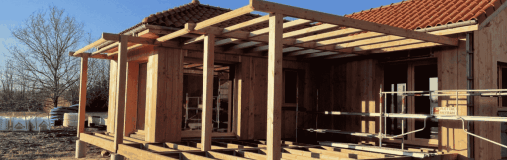 extension maison en charpente